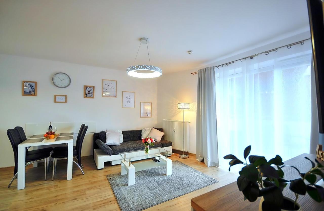 Michelle Polanki Park Apartment Kolberg